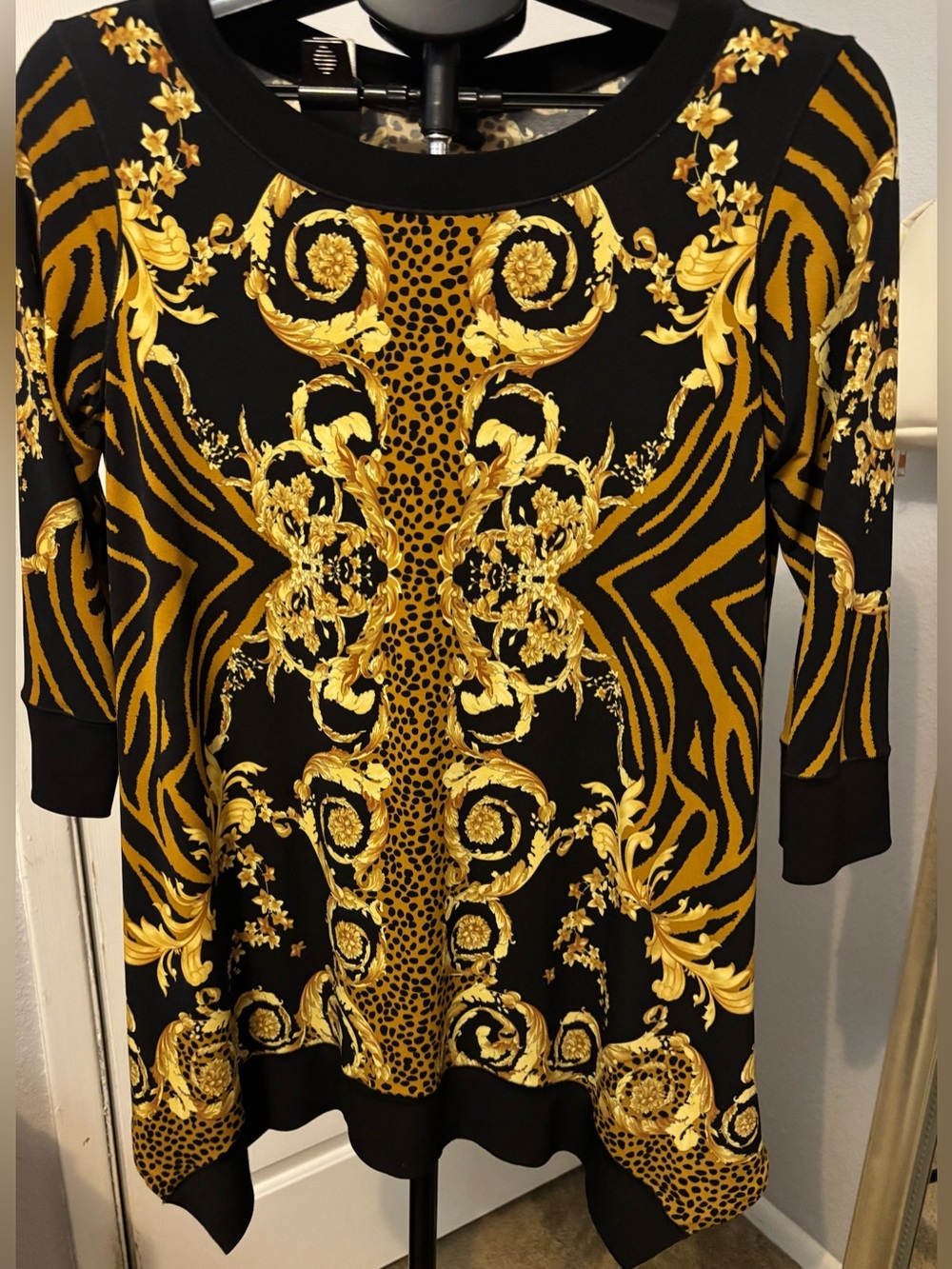 Eva Varro Mixed Print 3/4 Sleeve Asymmetrical Tunic Blouse Gold Black